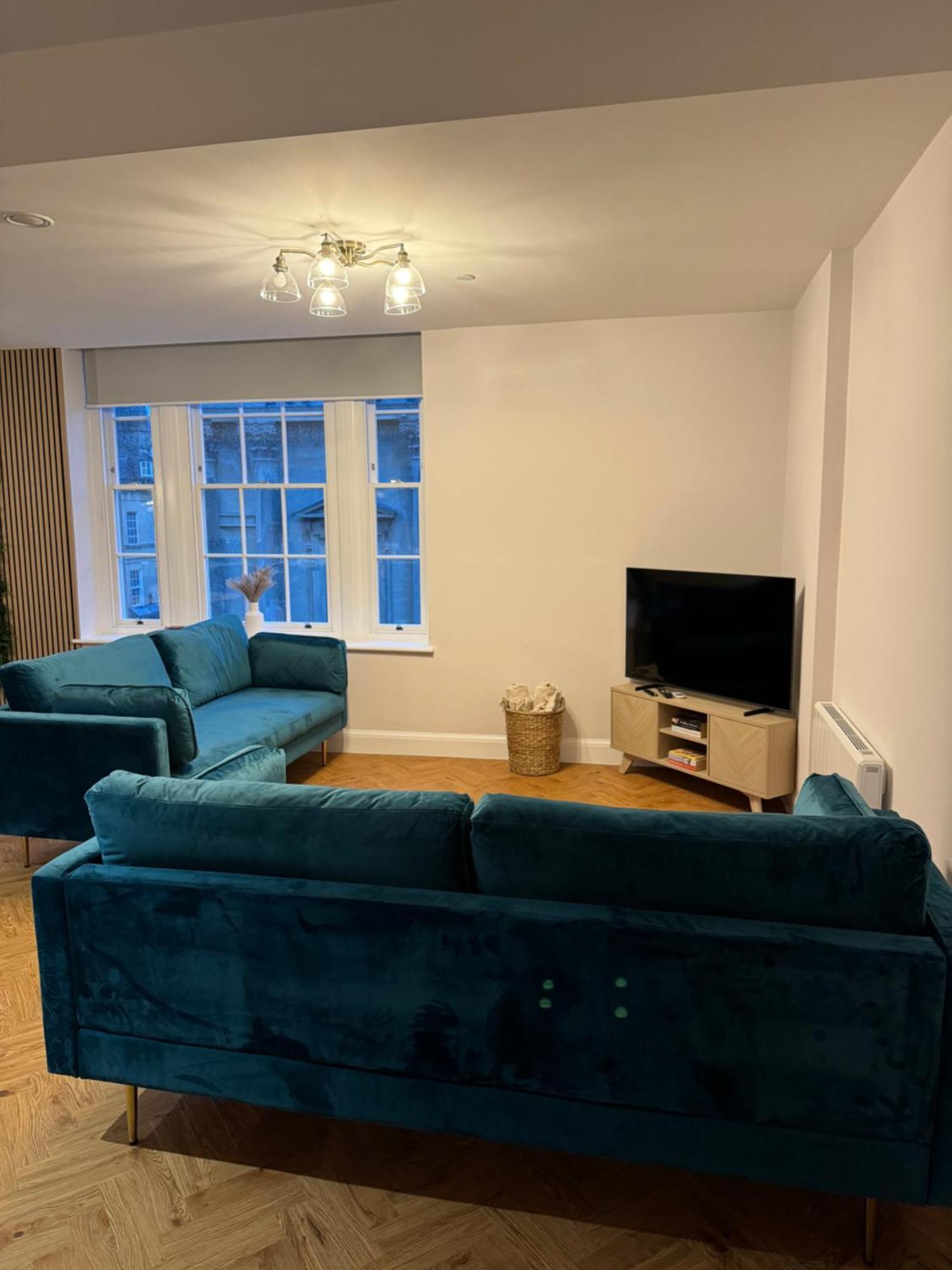 Haus Of Sulis, City Centre Apartment With Lift Access 바스 외부 사진