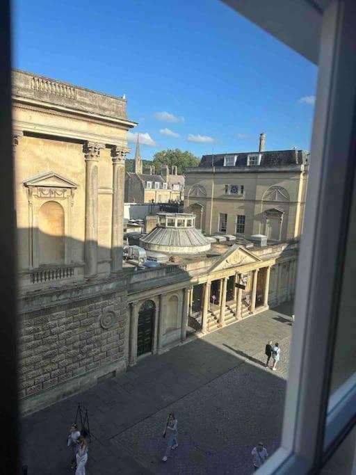 Haus Of Sulis, City Centre Apartment With Lift Access 바스 외부 사진