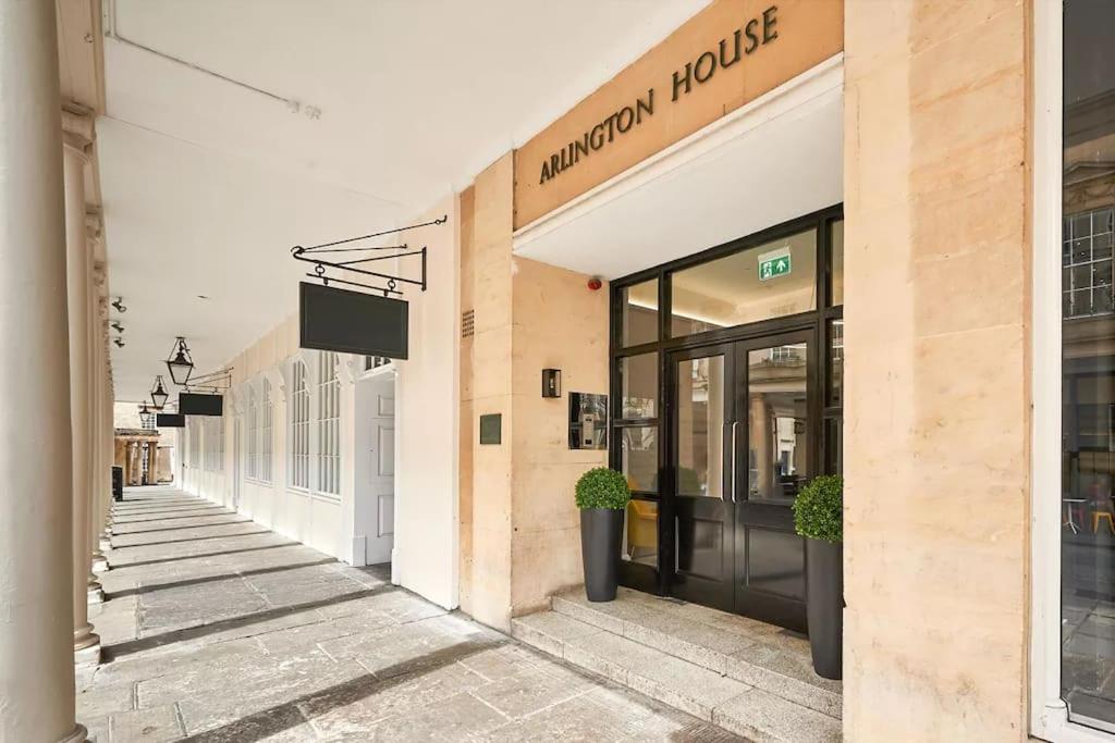 Haus Of Sulis, City Centre Apartment With Lift Access 바스 외부 사진